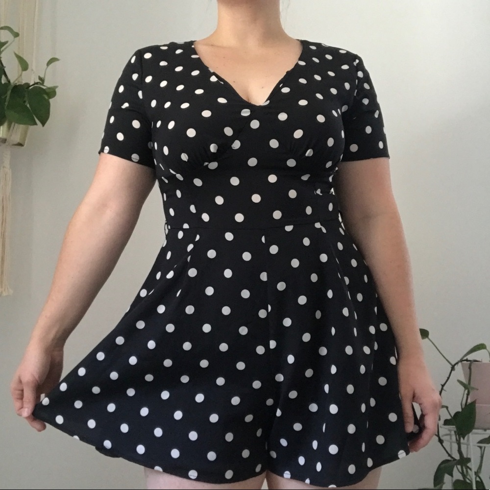 Romper - Picture 2 of 6